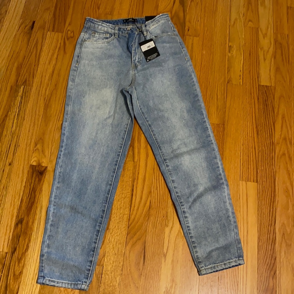 Brand new missguided high rise mom jean